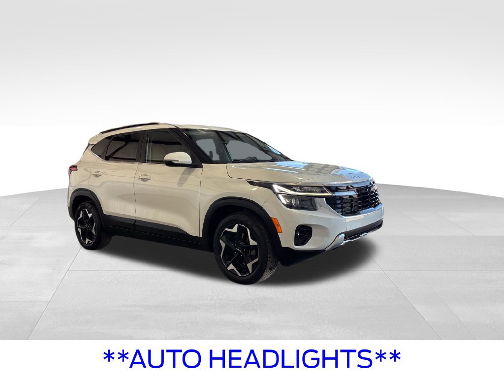 Used 2024 Kia Seltos EX FWD image 10