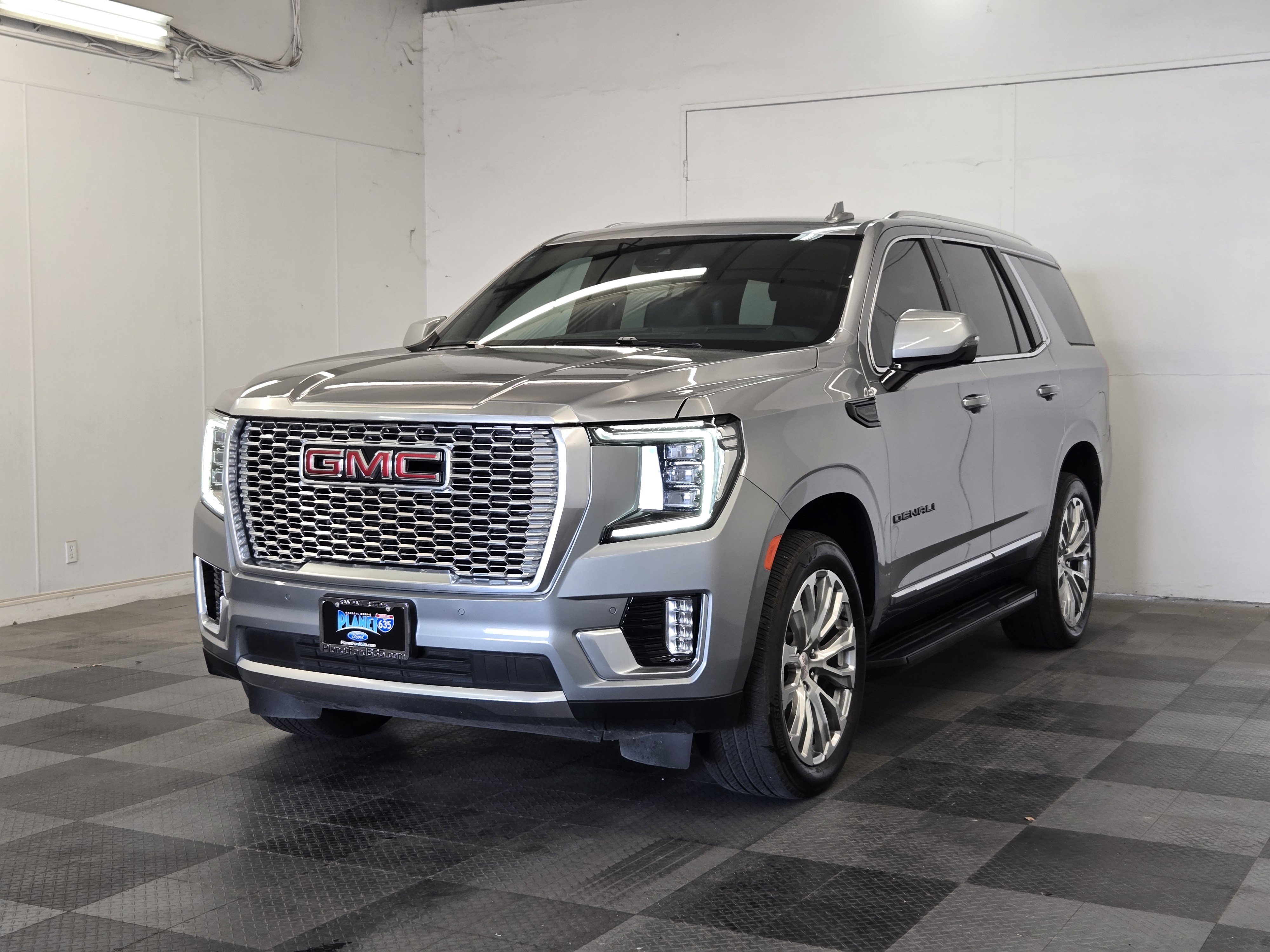 Used 2024 GMC Yukon Denali w/ Max Trailering Package AWD/4WD image 4