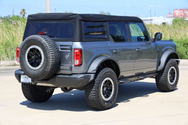Certified 2022 Ford Bronco Black Diamond w/ Sasquatch Package AWD/4WD image 8