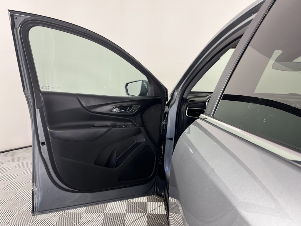 Used 2023 Chevrolet Equinox LT image 10