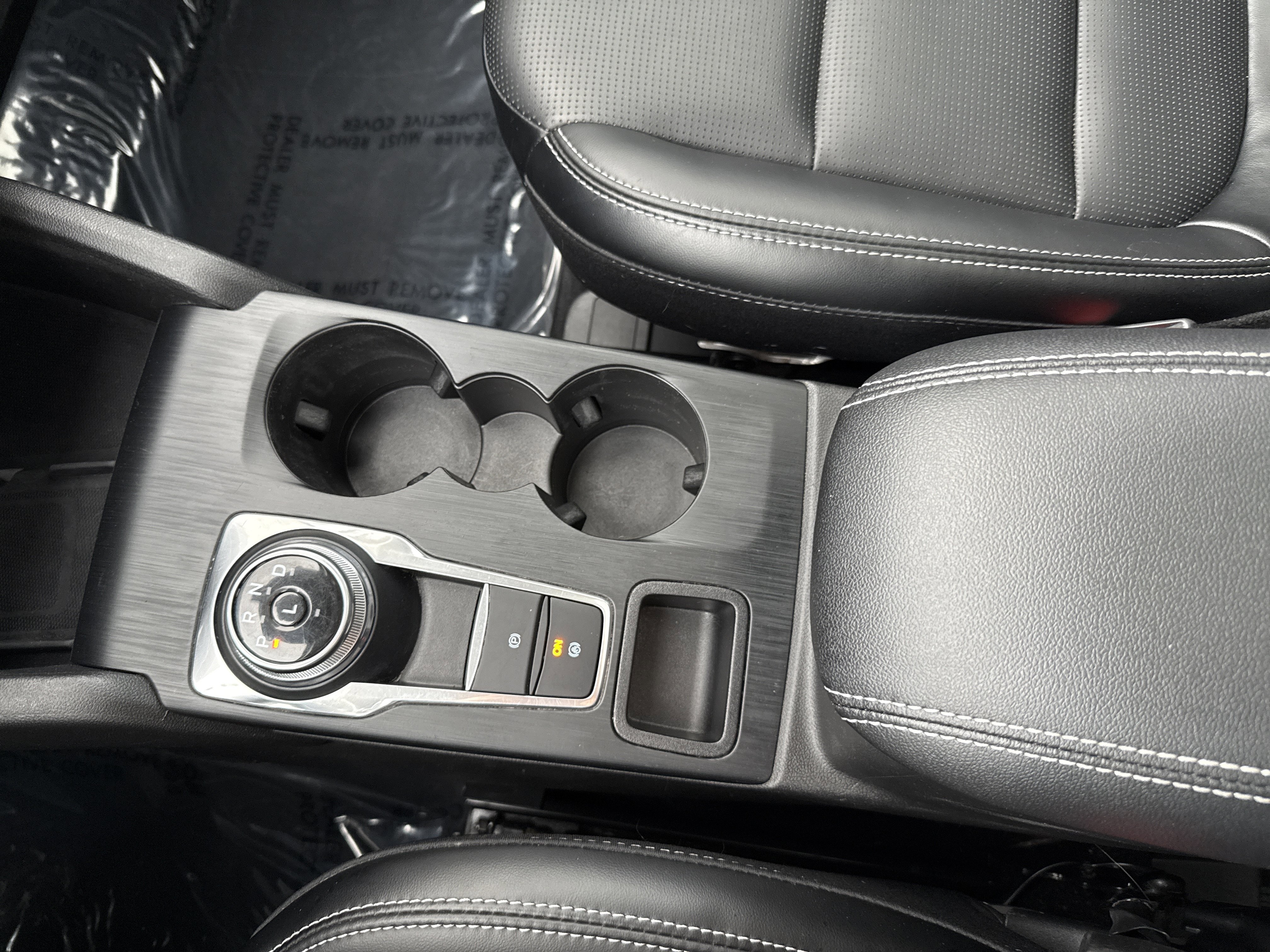 Certified 2024 Ford Escape Platinum w/ Class II Trailer Tow Package image 24