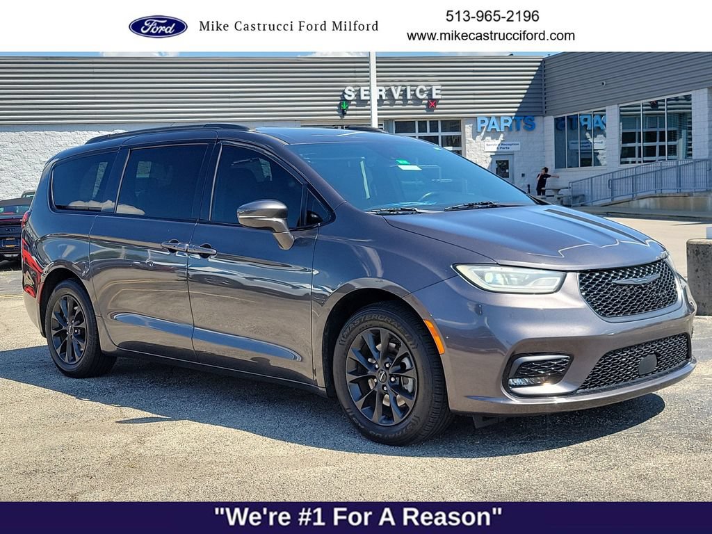 Used 2021 Chrysler Pacifica Touring-L w/ S Appearance Package FWD image 7