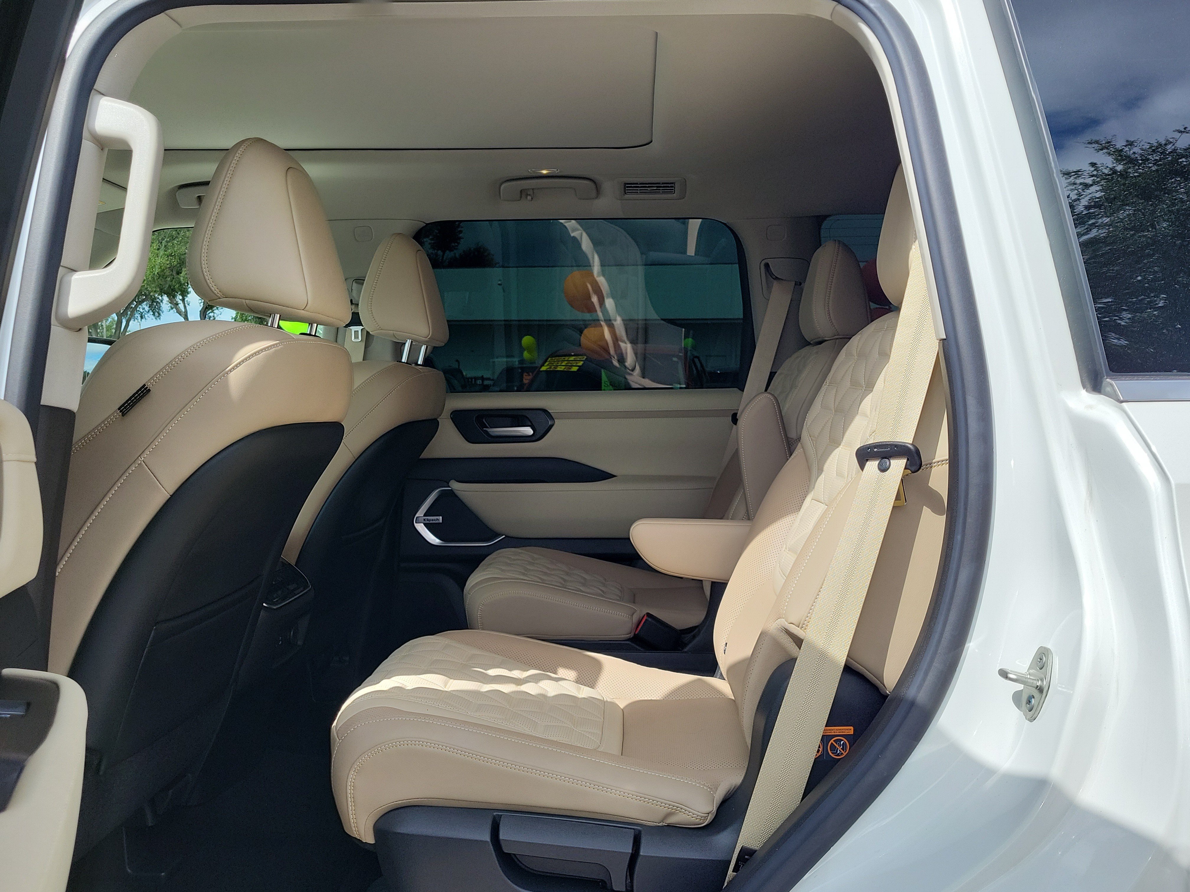 Used 2026 Nissan Armada Platinum w/ Convenience Package RWD image 13