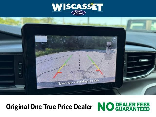 Certified 2022 Ford Explorer XLT w/ Equipment Group 202A image 15