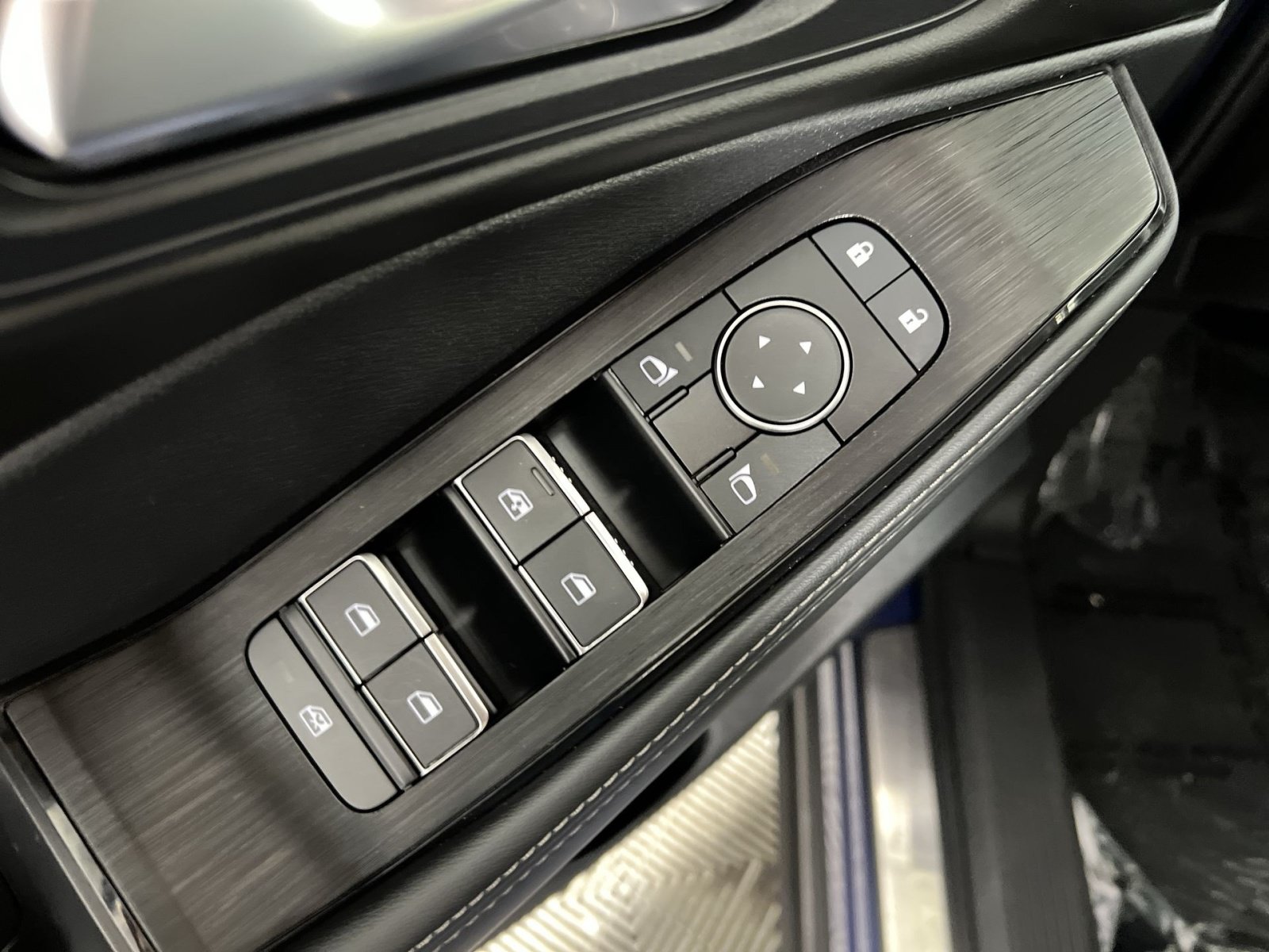 Used 2023 Nissan Rogue SL w/ SL Premium Package AWD/4WD image 15