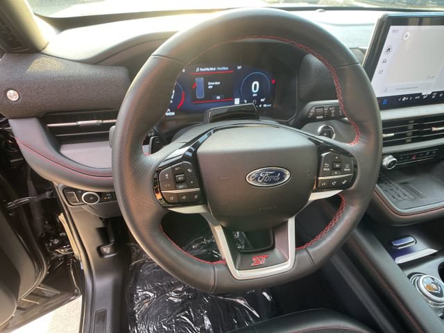 Certified 2025 Ford Explorer ST AWD/4WD image 16