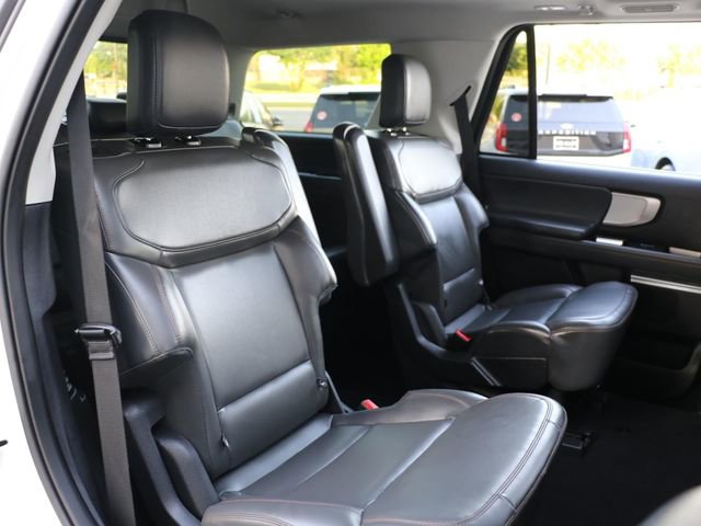 Certified 2025 Ford Expedition Active AWD/4WD image 14
