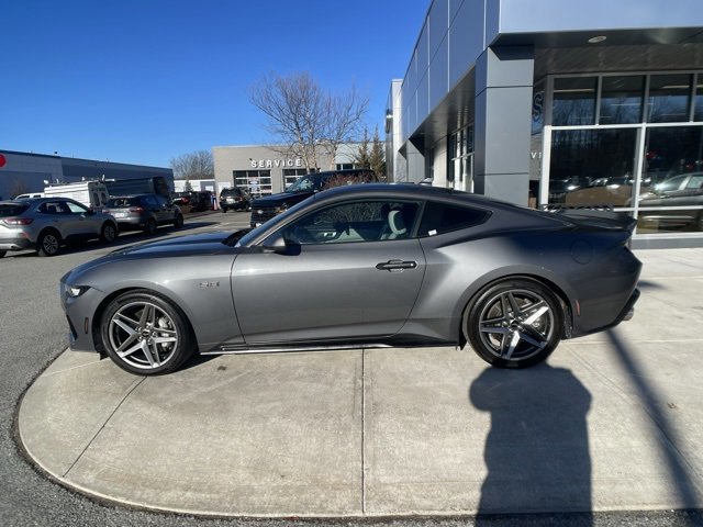 Certified 2024 Ford Mustang GT Premium image 2