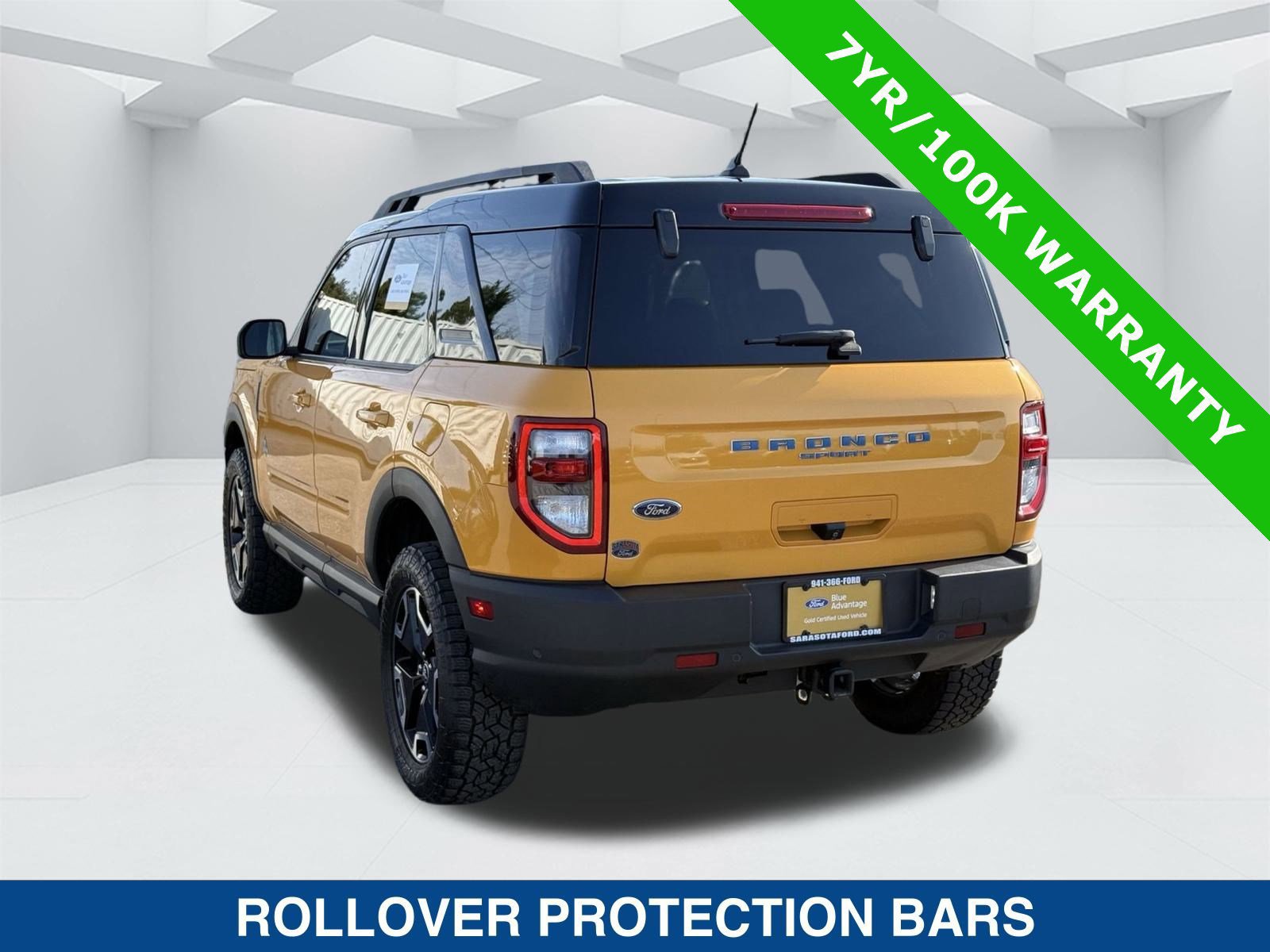 Certified 2022 Ford Bronco Sport Outer Banks w/ Tech Package image 2