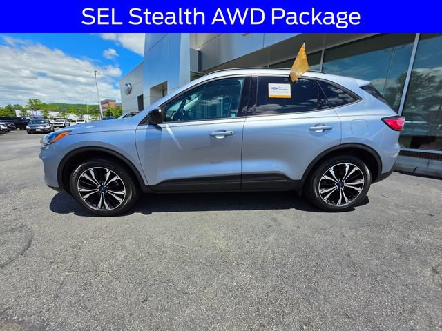 Certified 2022 Ford Escape SEL w/ SEL Stealth AWD Package image 5