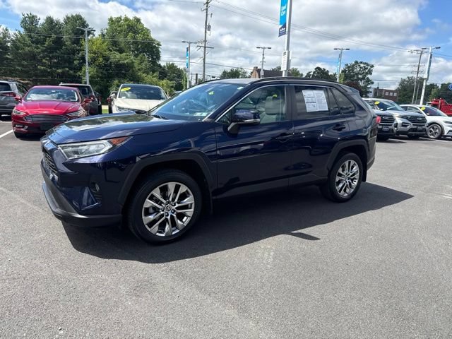 Used 2021 Toyota RAV4 XLE Premium AWD/4WD image 3