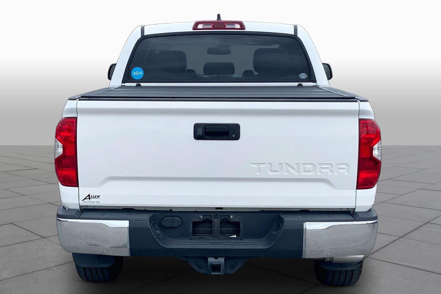 Used 2020 Toyota Tundra SR5 w/ SR5 Leather Package RWD image 5