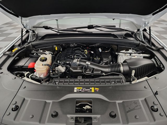 Used 2023 Jeep Grand Cherokee L Laredo AWD/4WD image 16