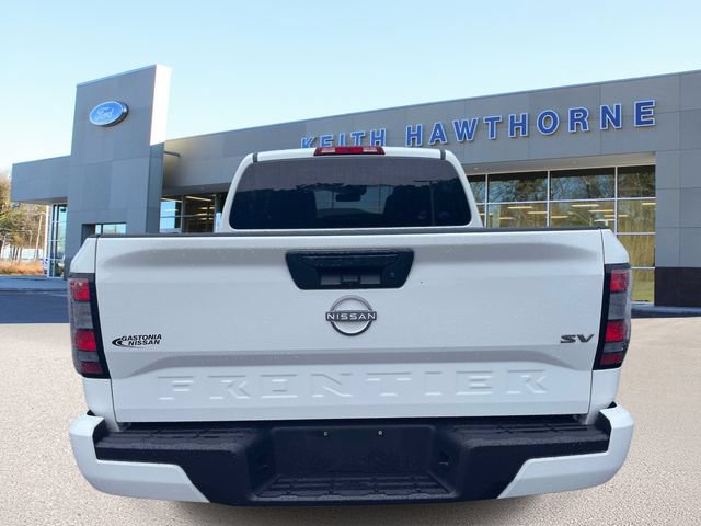 Used 2024 Nissan Frontier SV RWD image 6