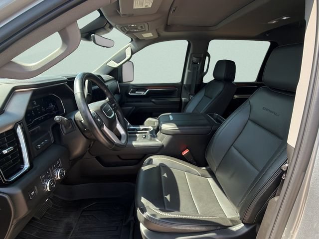 Used 2024 GMC Sierra 2500 Denali w/ Denali Reserve Package AWD/4WD image 18
