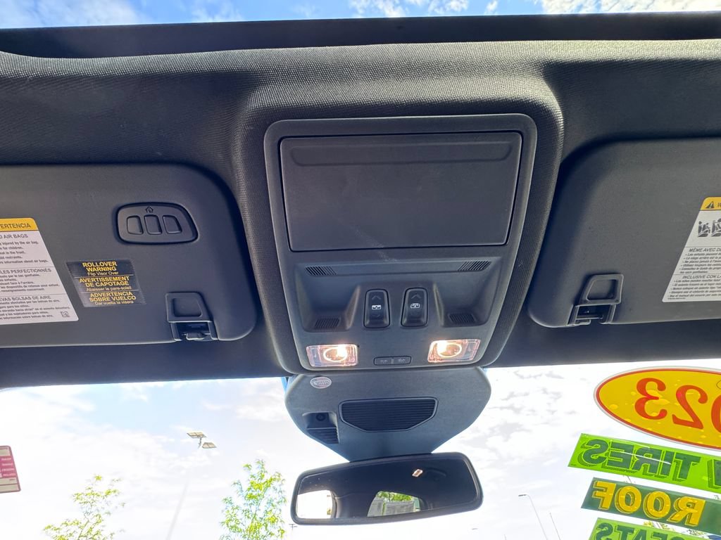 Certified 2023 Ford Escape ST-Line Elite w/ Premium Technology Package AWD/4WD image 30