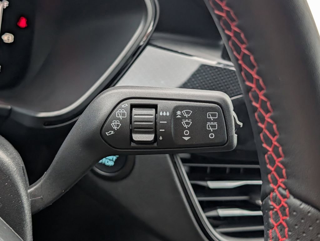 Certified 2025 Ford Escape ST-Line image 26