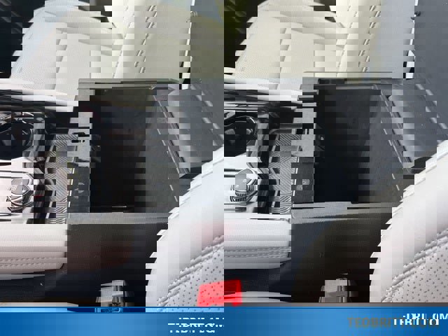 Certified 2025 Ford Explorer Platinum w/ Ultimate Package image 37