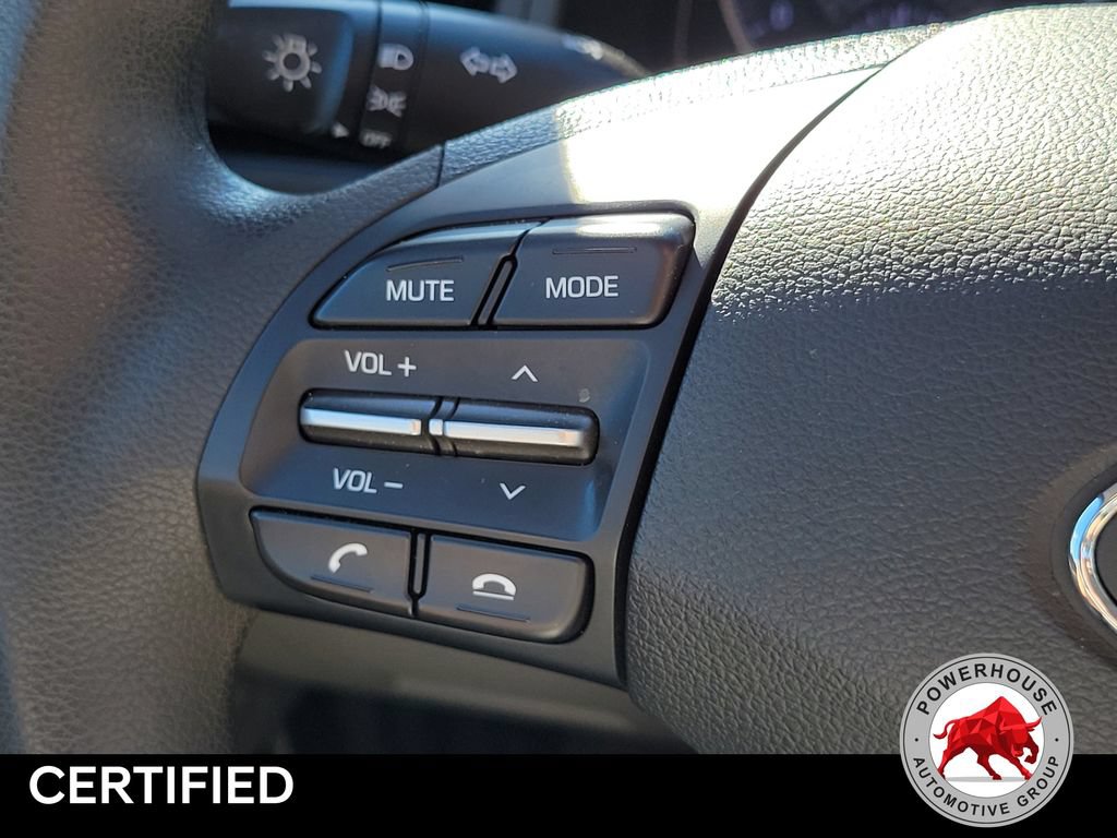 Used 2020 Hyundai Elantra SE FWD image 26