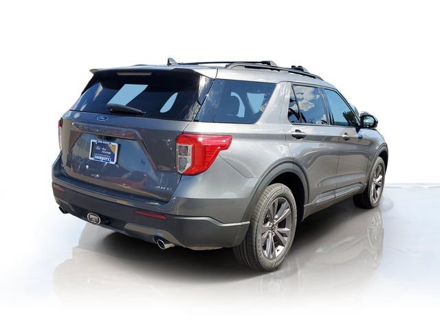 Certified 2023 Ford Explorer XLT w/ Equipment Group 202A AWD/4WD image 4