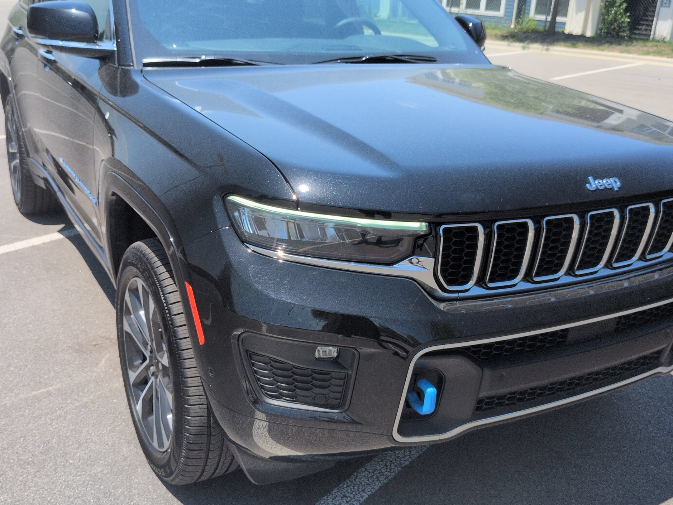 Used 2023 Jeep Grand Cherokee Overland AWD/4WD image 10