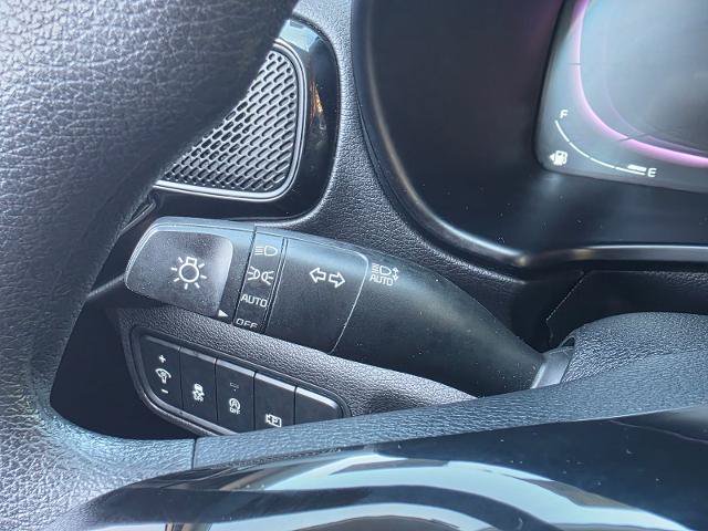 Used 2025 Kia Soul S FWD image 7