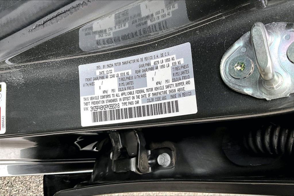 Used 2023 MAZDA MAZDA3 s image 31