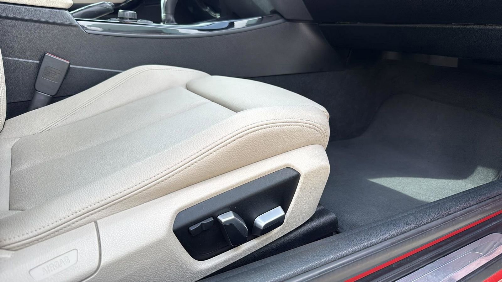 Used 2018 BMW 230i Coupe image 25