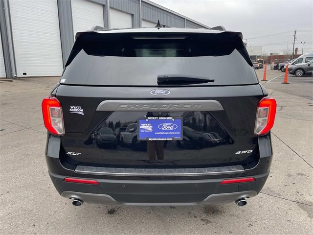 Certified 2023 Ford Explorer XLT w/ Equipment Group 202A image 4