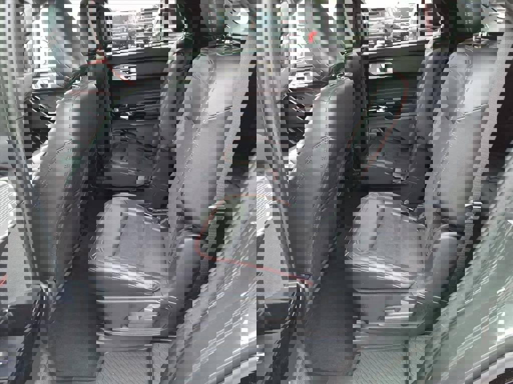 Certified 2023 Ford Explorer ST-Line w/ Class IV Trailer Tow Package image 14