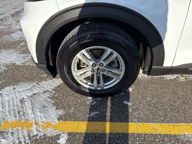Certified 2021 Ford Explorer XLT w/ Class III Trailer Tow Package image 12