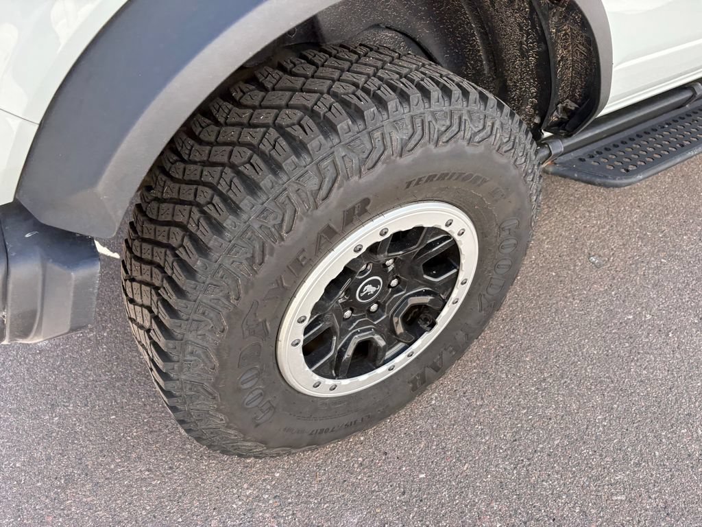 Certified 2023 Ford Bronco Badlands w/ Sasquatch Package AWD/4WD image 14