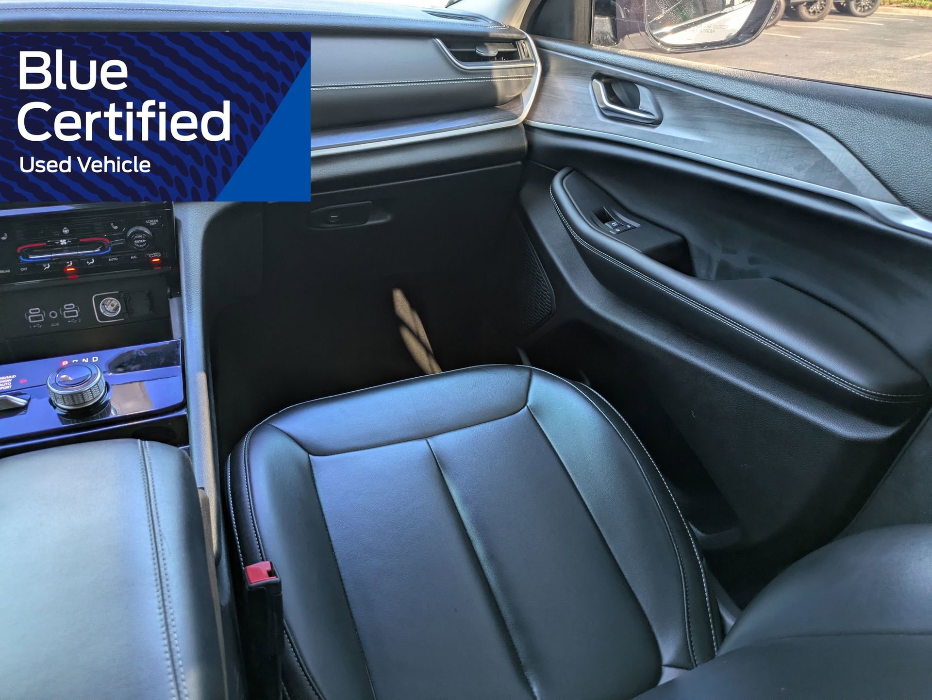 Used 2023 Jeep Grand Cherokee Limited AWD/4WD image 20