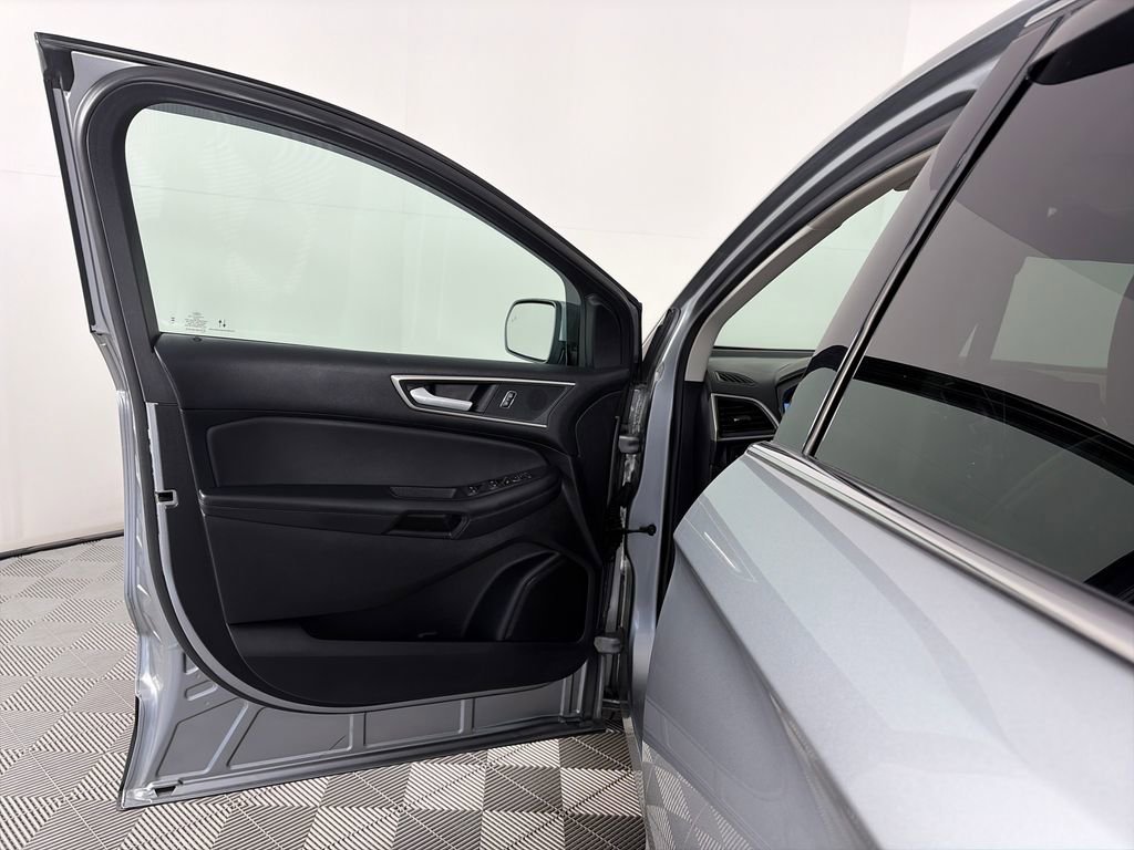 Certified 2024 Ford Edge SEL AWD/4WD image 10