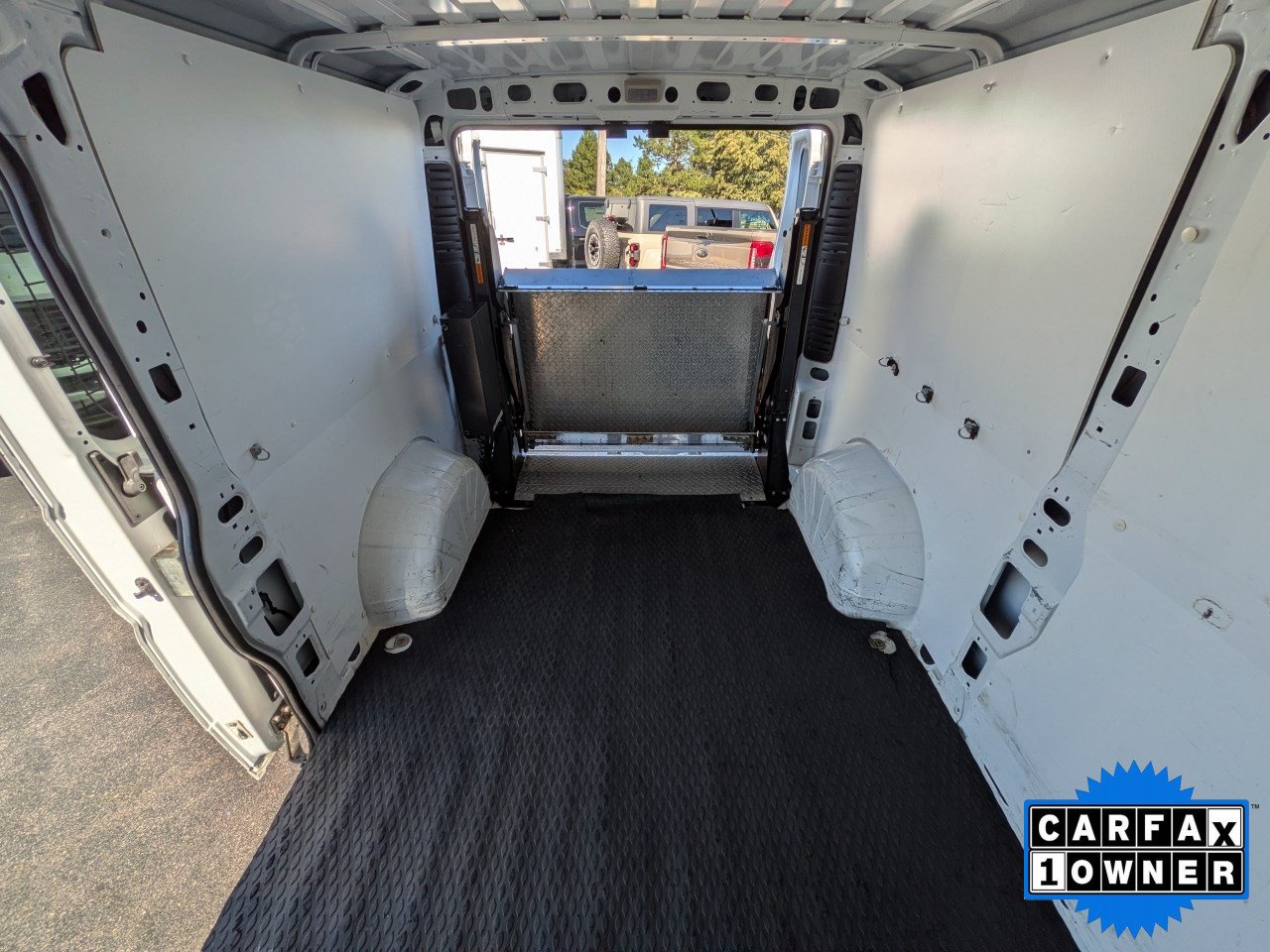 Used 2018 RAM ProMaster 1500 w/ Premium Appearance Group FWD image 15