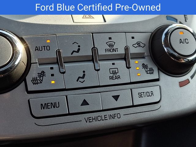 Used 2017 Chevrolet Equinox Premier w/ Enhanced Convenience Package AWD/4WD image 27