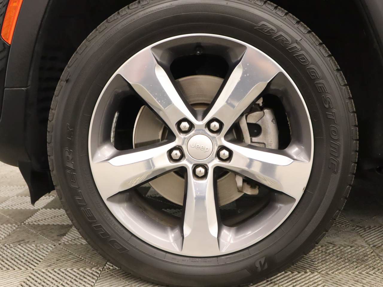 Used 2021 Jeep Grand Cherokee L Limited RWD image 6
