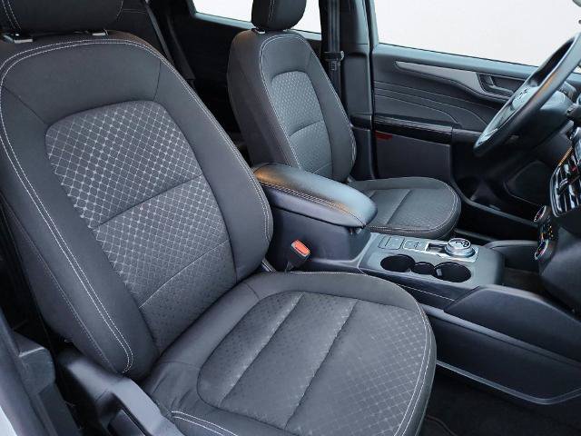 Certified 2025 Ford Escape Active FWD image 28