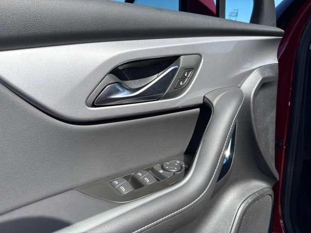 Used 2026 Chevrolet Blazer LT FWD image 14