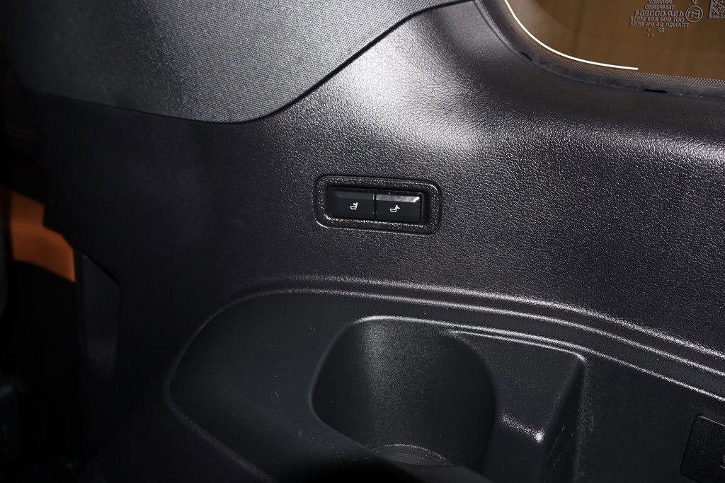 Certified 2024 Ford Expedition Platinum image 46