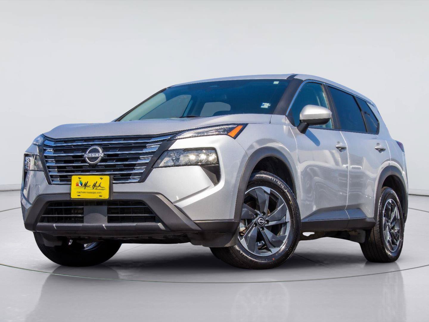 Used 2024 Nissan Rogue SV AWD/4WD image 1