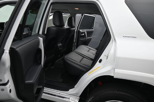 Used 2024 Toyota 4Runner Limited AWD/4WD image 24