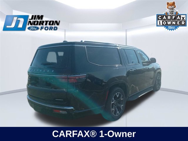 Used 2024 Jeep Wagoneer L Series III AWD/4WD image 9
