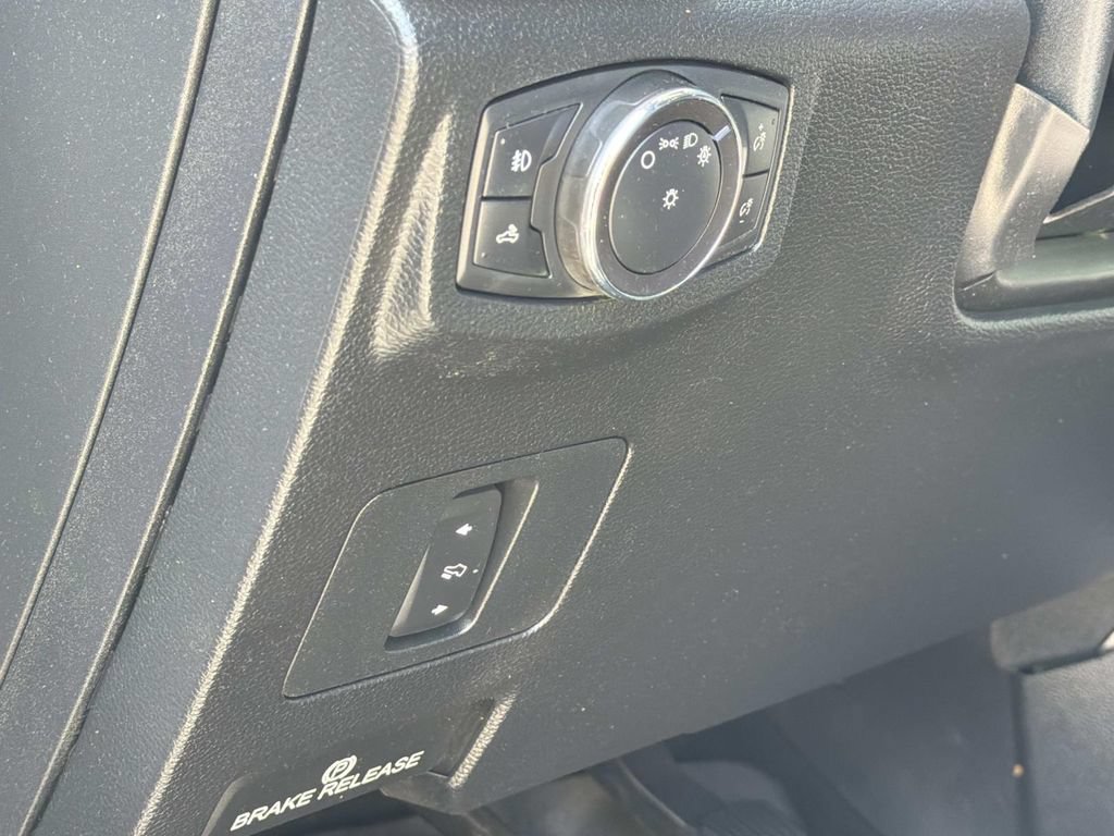Certified 2020 Ford F250 Lariat w/ Lariat Value Package AWD/4WD image 23