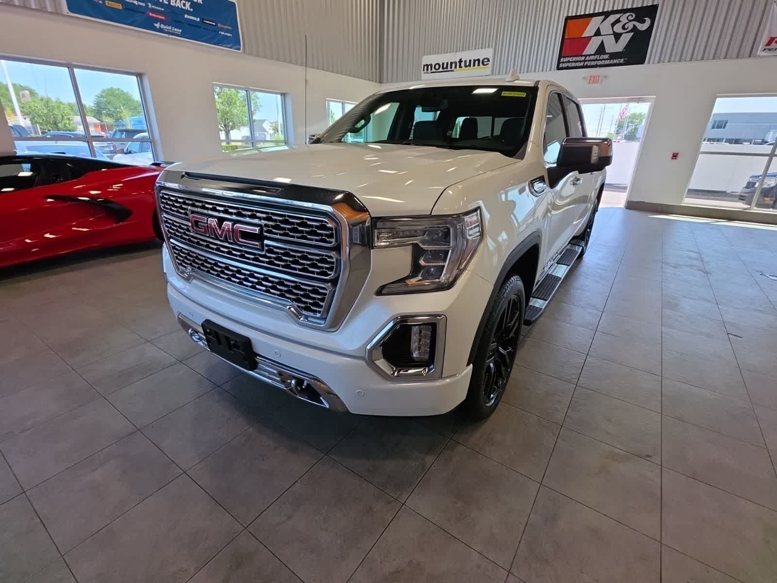 Used 2021 GMC Sierra 1500 Denali w/ Driver Alert Package II AWD/4WD video 2
