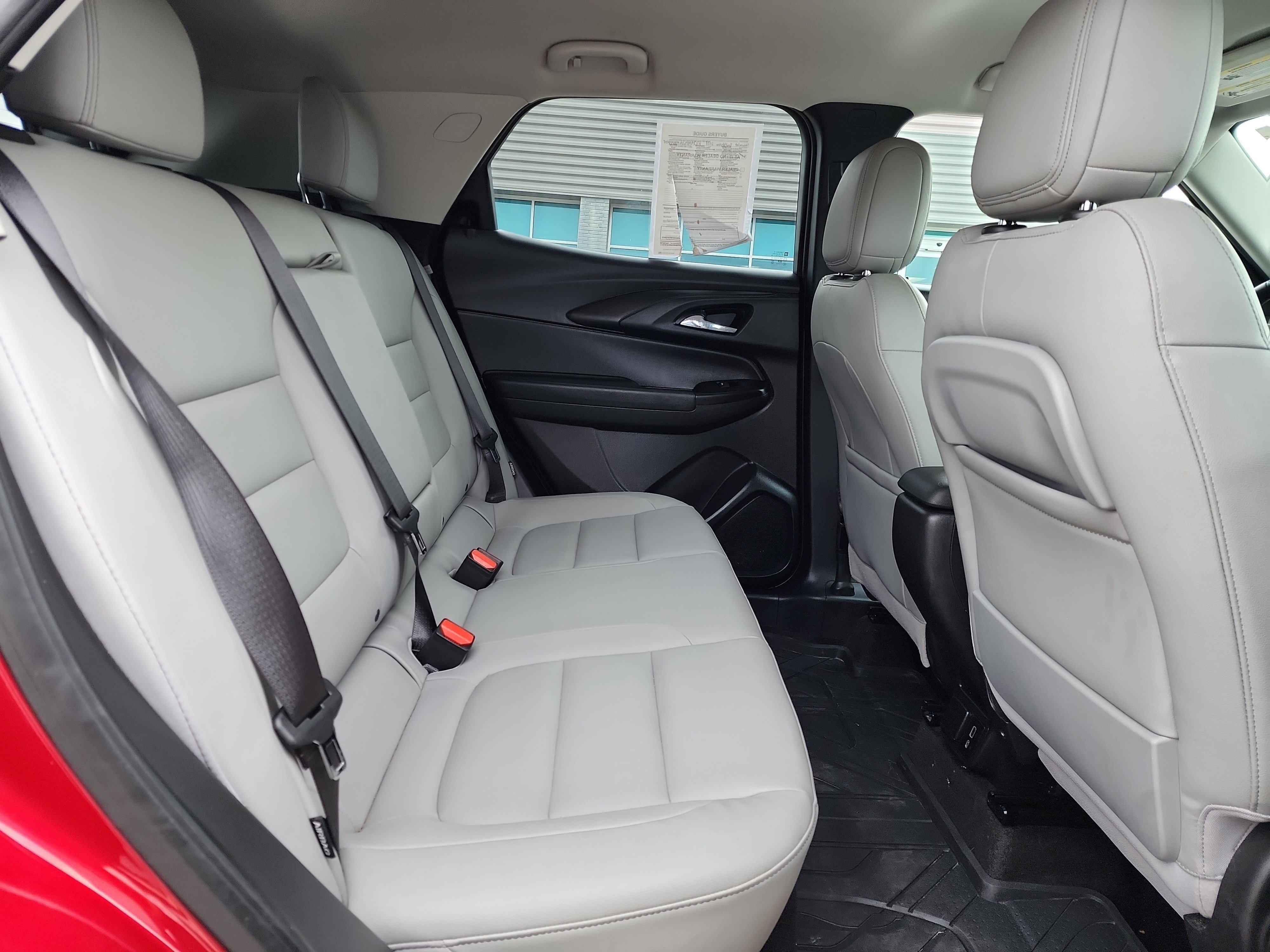 Used 2021 Chevrolet TrailBlazer LT w/ Premium Seating Package image 14