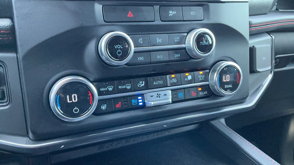 Certified 2023 Ford Expedition Limited RWD image 16