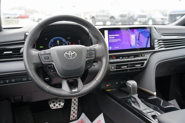 Used 2025 Toyota Camry SE w/ Multimedia Upgrade Package image 11