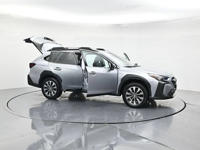 Used 2025 Subaru Outback Touring AWD/4WD image 54