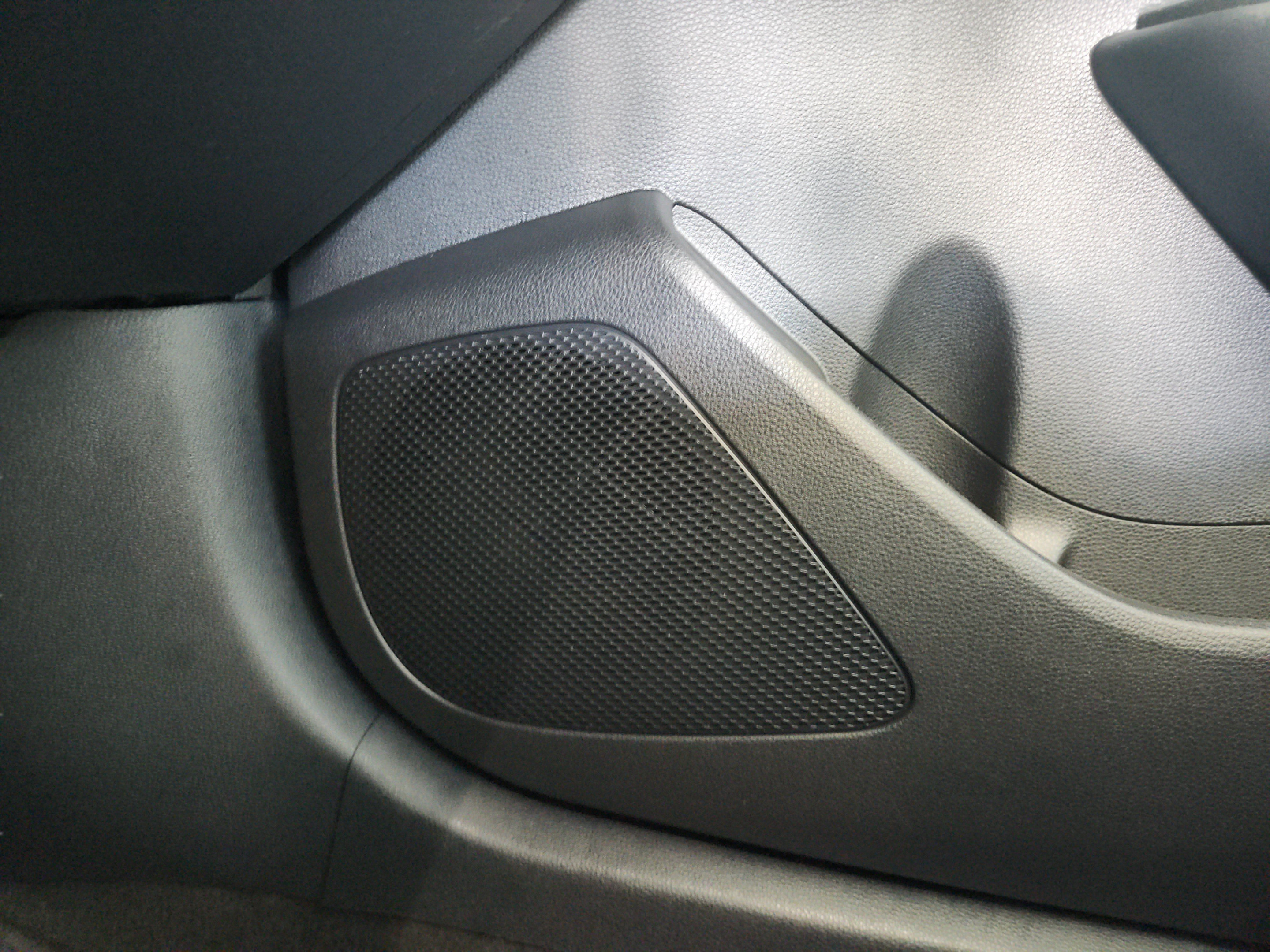Used 2022 Toyota Corolla Cross LE w/ Moonroof Package FWD image 24